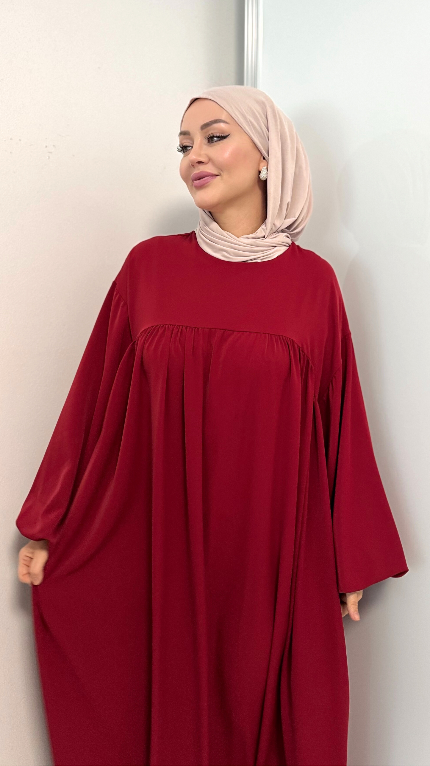 Lily Abaya - Bordeaux