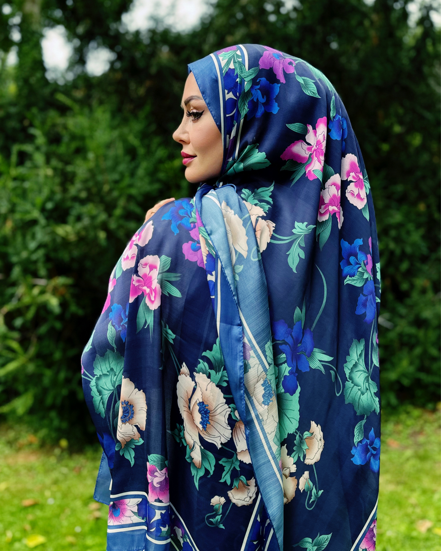 Floraler Schal - Nachtblau