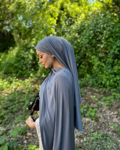 Premium Liquid Schal - Silbergrau