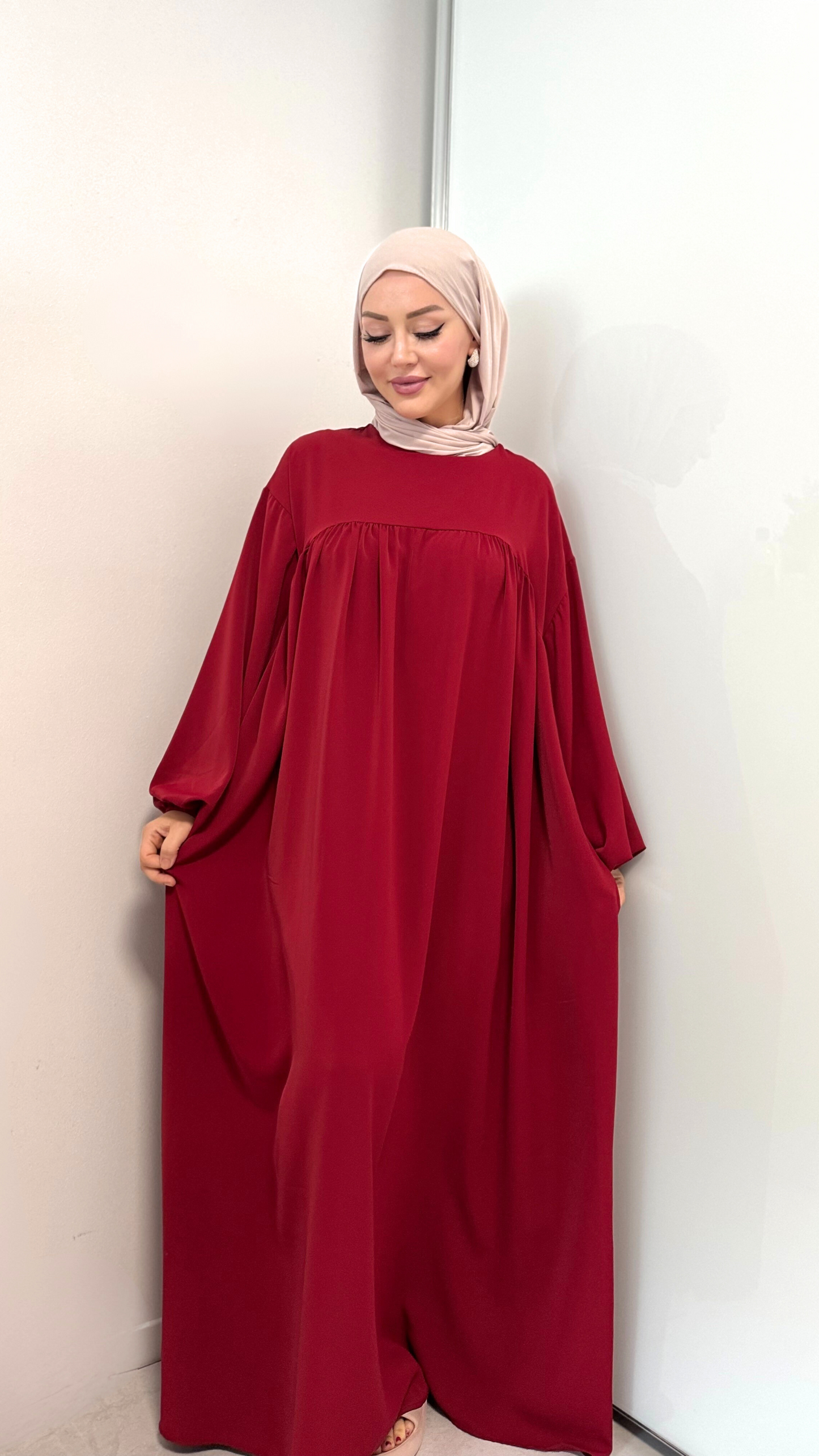 Lily Abaya - Bordeaux