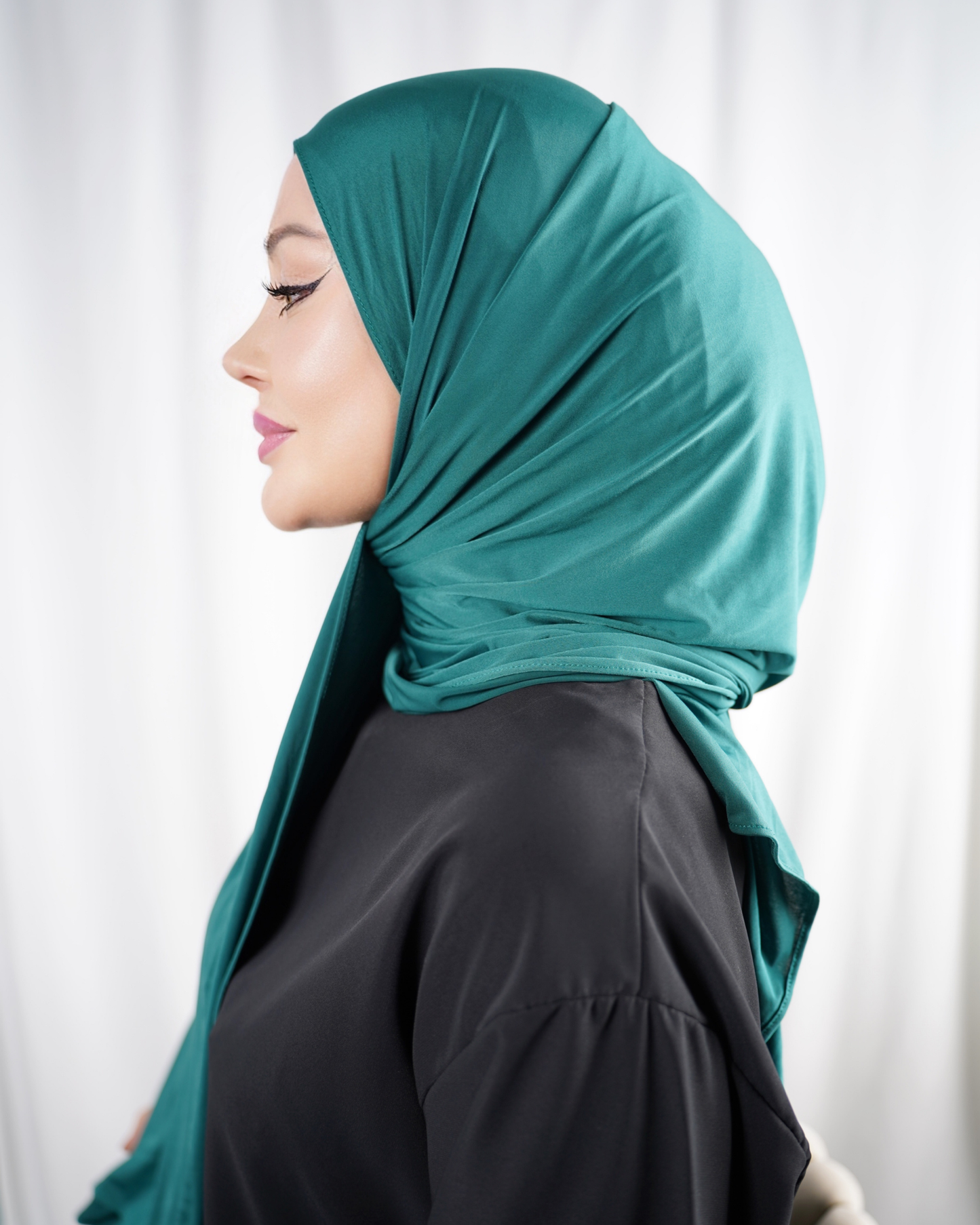 Premium Liquid Scarf - Emerald Green