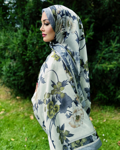 Floraler Schal - Zartgrau