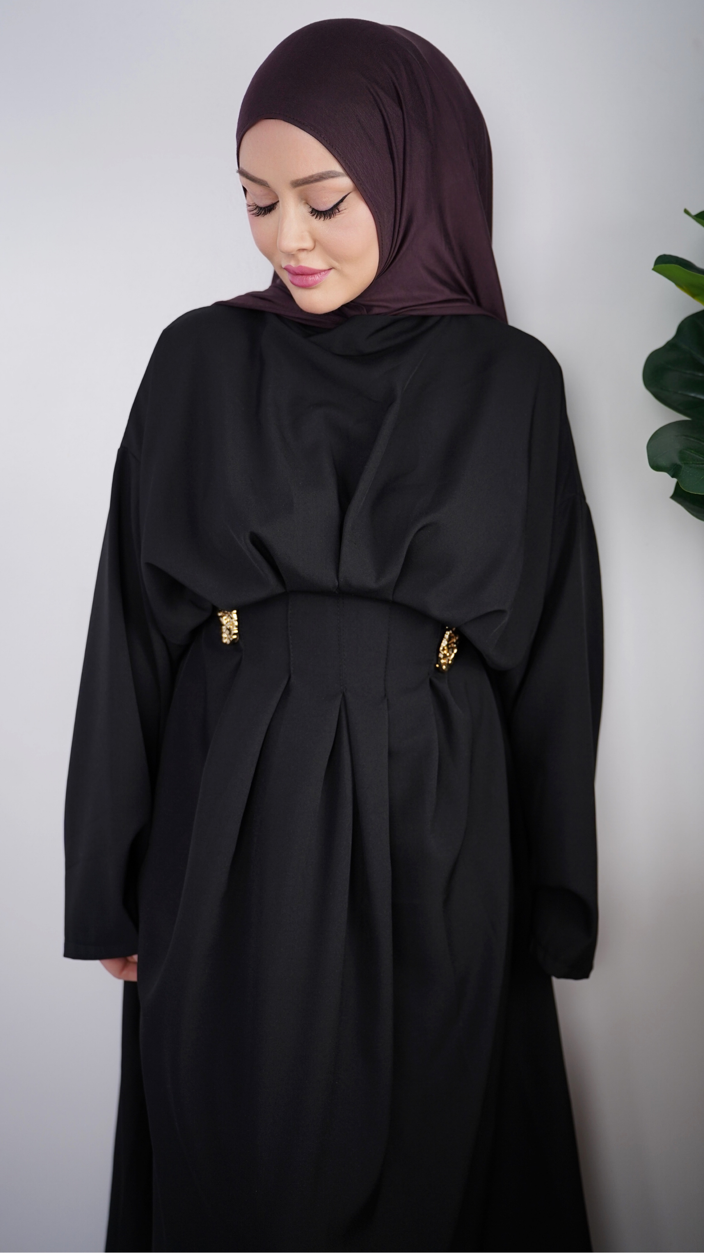 Luna Gold Kleid - Eleganz mit goldenen Details
